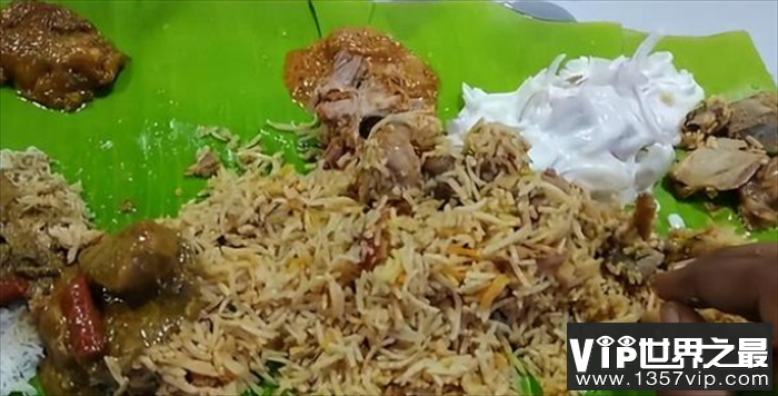 印度人吃饭都用手 为啥他们不用餐具？（印度饮食）