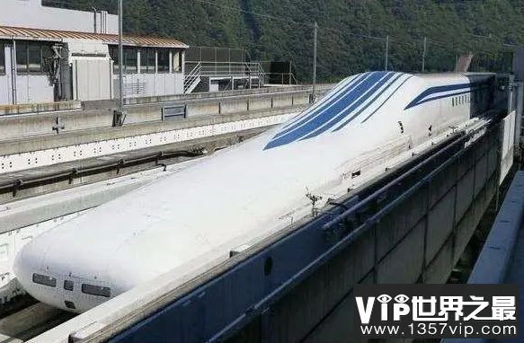 世界上最快的火车 最高时速605公里(青铜剑)