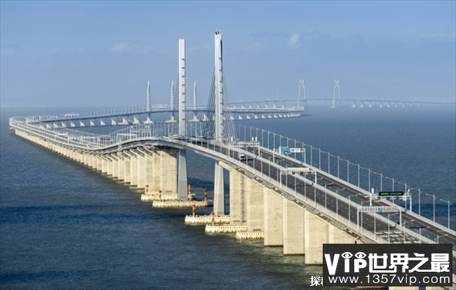 世界最长的大桥 全长55公里(港珠澳大桥)