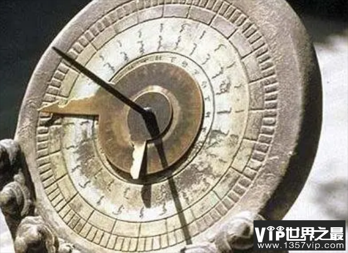 世界上最大的太阳钟 至今有两千多年历史(奥古斯都)