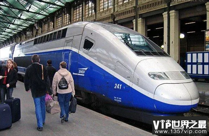 世界上最快的火车 时速高达605公里(青铜剑)