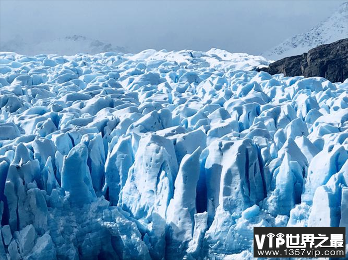 南极大陆冰川是世界上最大的冰川 和法国国土面积相当