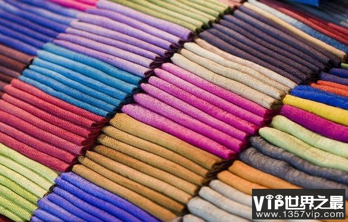 【谣言】纺织品染料有毒 尤其是颜色越鲜艳的服装毒更大是真吗？