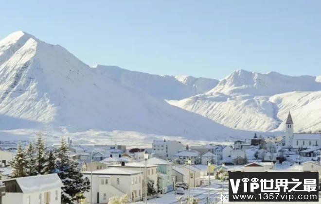 世界十大最迷人的冰雪城市 阿根廷查尔腾镇(银装素裹)