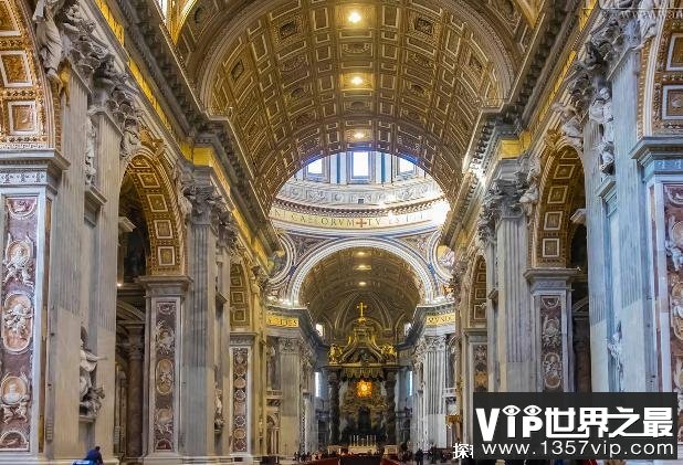 世界上最大的教堂 圣伯多禄教堂坐落于梵蒂冈(比较神圣)
