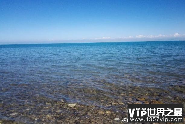 世界上面积最大的咸水湖 青海湖达4543平方千米(含盐量高)