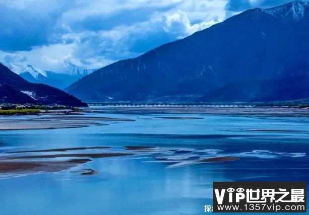 世界上海拔最高的河流 雅鲁藏布江海拔约5248米(长2197公里)