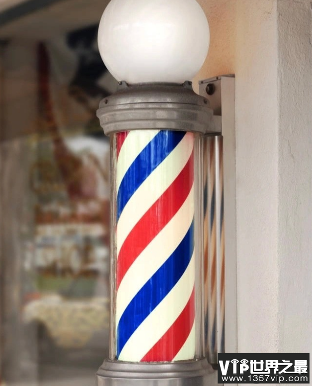 为什么理发店门口要放三色灯 怎样选择合适的理发店