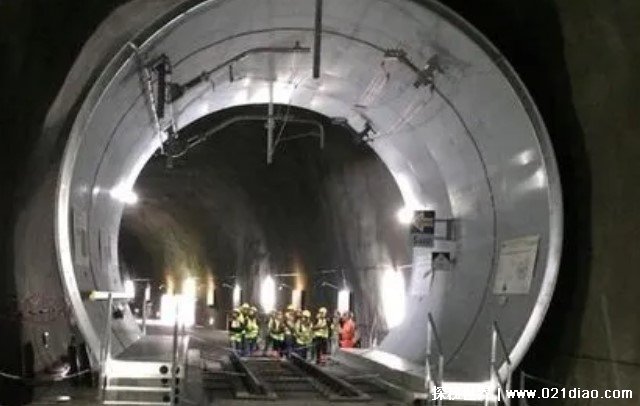 世界上最长隧道 瑞士的戈特哈德基础隧道(施工难度高)