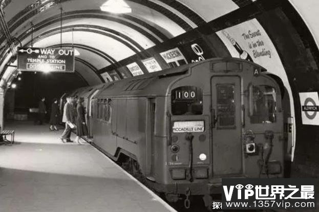 世界上最早的地铁 是英国的伦敦地铁历史悠久(修建于1856年)
