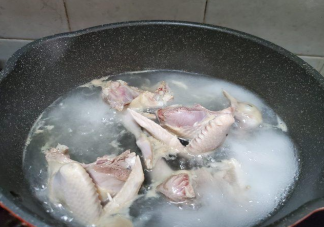食物为什么要焯水 焯水时哪些东西要凉水下锅