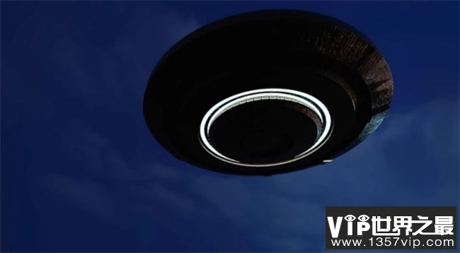 呼和浩特网友拍到神秘UFO 飞行轨迹“不太正常”究竟是什么