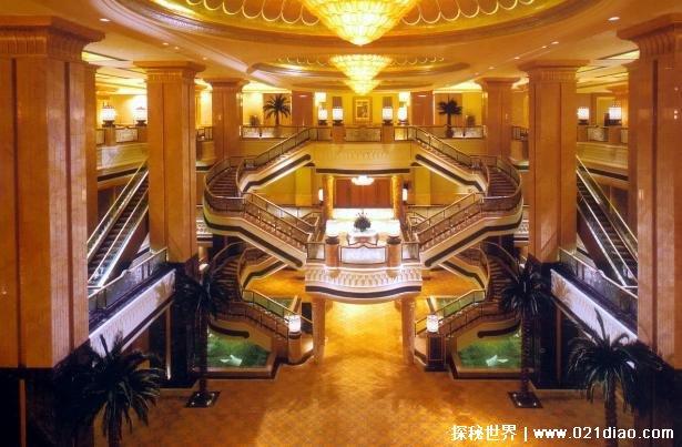 世界上最奢华的酒店 酋长国宫殿酒店环境好(花30亿美元)