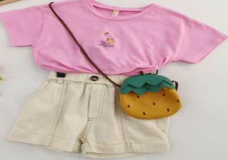 网上十几块的便宜童装能给孩子穿吗 童装如何选购安全又放心