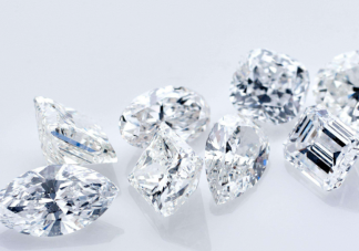 人造钻石市场份额接近50%是怎么回事 如何看待天然钻石价格下降