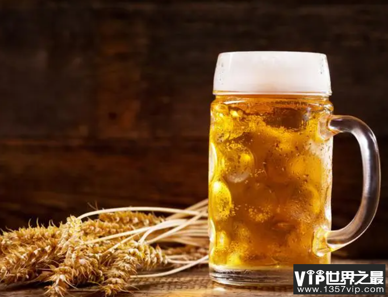 喝啤酒真的有利于体内结石排出吗 喝啤酒有哪些好处