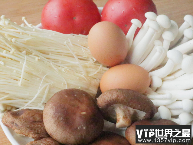 菌菇的功效都有什么 秋季适合吃什么菌菇