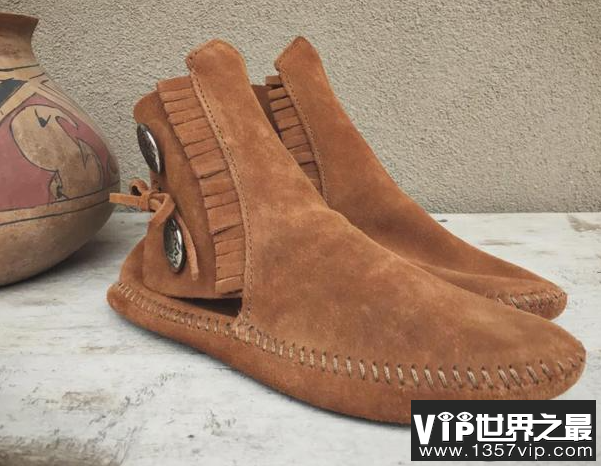 丑鞋频频翻红的原因是什么 资产为什么不爱中产鞋