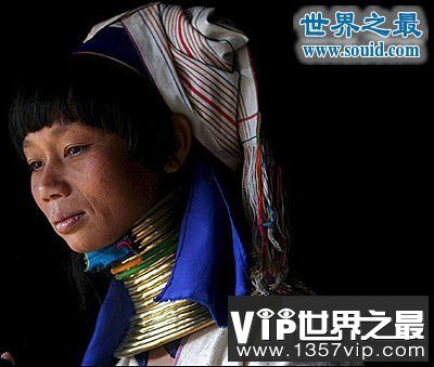 世界上脖子最长的人，神秘部落比常人长20厘米
