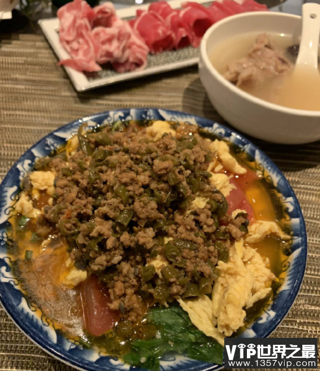 年轻人把五星级酒店当食堂是真的吗 酒店自助餐为啥会被年轻人盯上