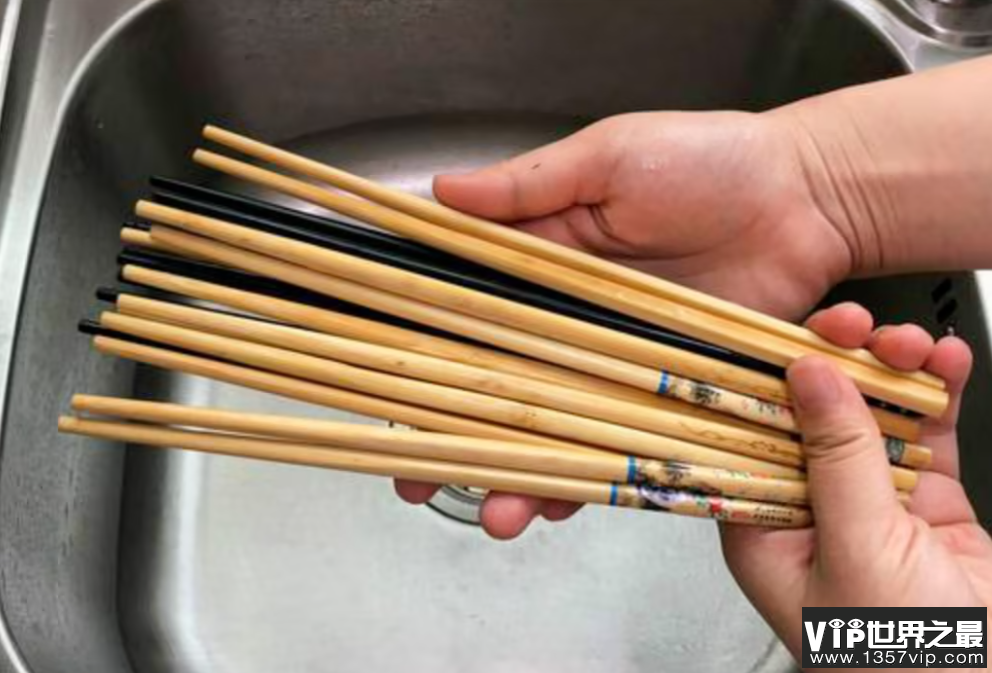 洗筷子来回搓反而残留细菌 筷子应该如何清洗