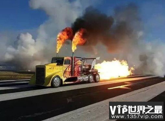 世界上速度最快的卡车,能达到每小时644公里