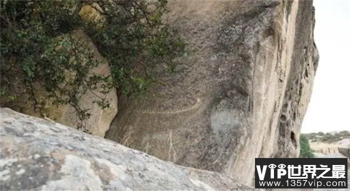 石头会唱歌，阿塞拜疆的神秘“歌石”，世界上天然的奇妙乐器