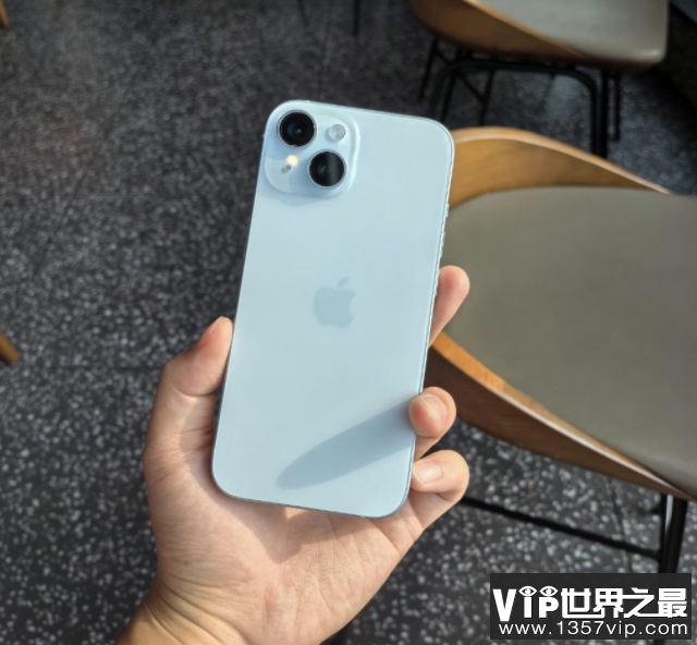 iPhone15价格跳水后销量霸榜前三 iPhone15价格为什么降了