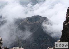 世界上最大的火山口，火山口周长有114米