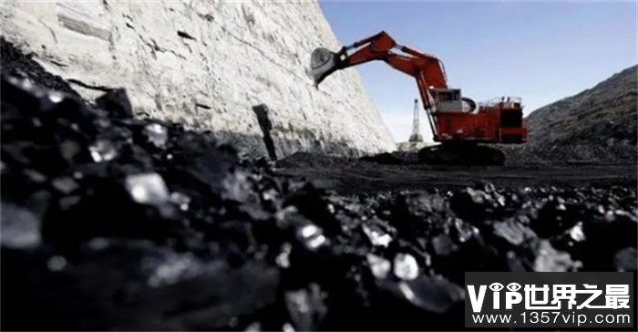 中国“巨型煤田”，预计储量达6690亿吨，为何我国还要进口煤炭？