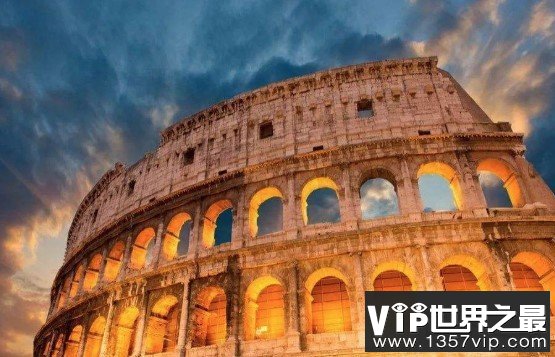 世界上现存最大的古代圆形剧场，占地2万平方米