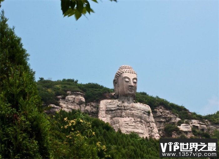 世界上最早的石刻佛像 建造于北齐年间（蒙山大佛）