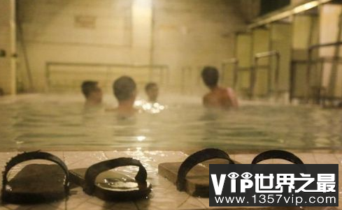 哈尔滨搓澡工称接待的全是外地人 为什么要去搓澡