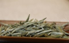 世界上最贵的茶叶 一公斤几千美金（白毫银针）