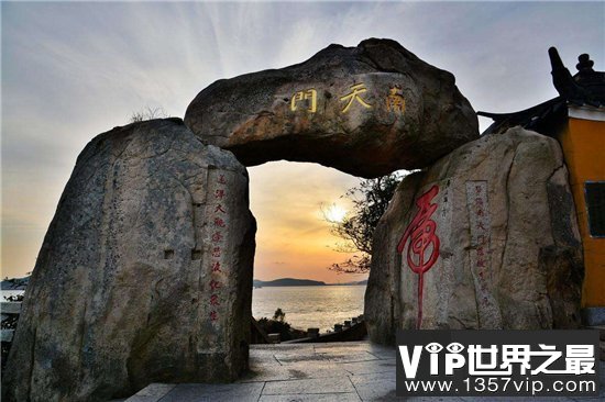 中国最美十大名山排名公布，感受祖国壮美山河！