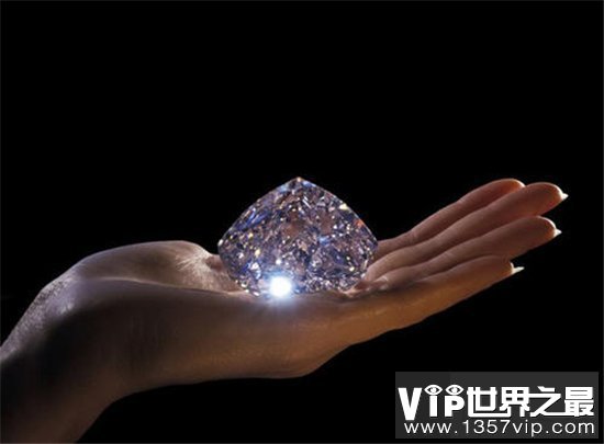 世界上最大的钻石库里南钻石，被切割成105颗