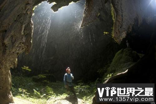 世界上最大的山洞，里面走廊总长度超过5.5英里！