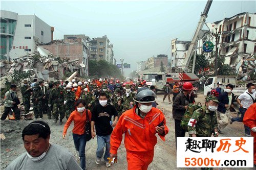 中国十大地震，地震面前生命是多么脆弱