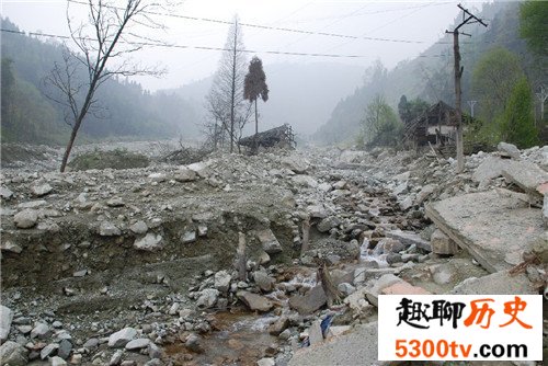 中国十大地震，地震面前生命是多么脆弱