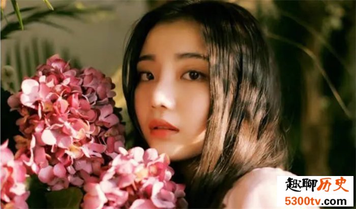 有哪几种富贵命面相的女人兴家旺夫（脸型圆润）