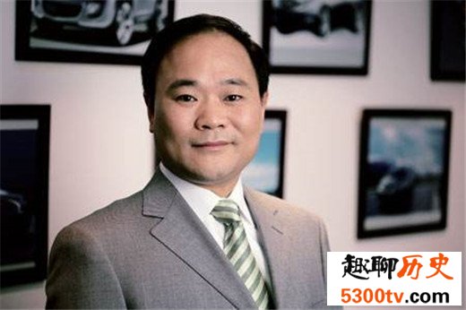 中国十大富豪排行榜，马云净资产2387亿，雷军出榜