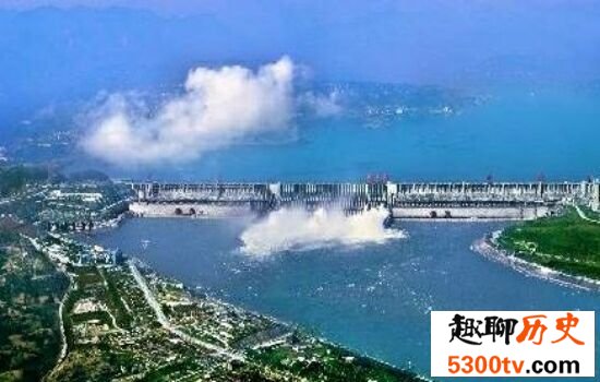 世界上最大的水坝，带给你不一样的视觉感受。