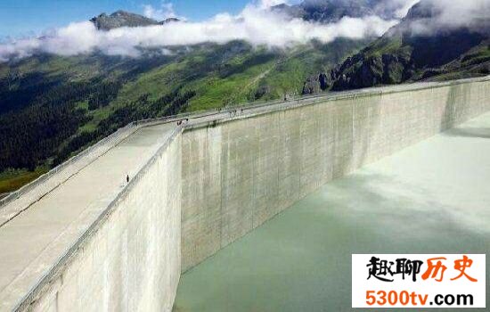 世界上最大的水坝，带给你不一样的视觉感受。