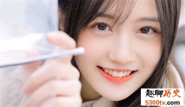 脸上的痣哪些是好痣（眉中有痣）