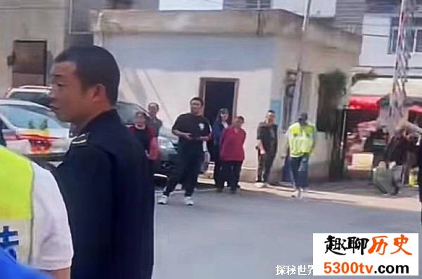 男子在综合执法车上呕吐后死亡 综合执法的职责
