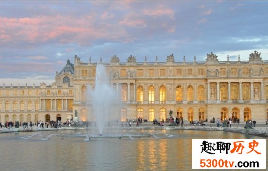 世界上最大的宫殿，童话般存在的凡尔赛宫！