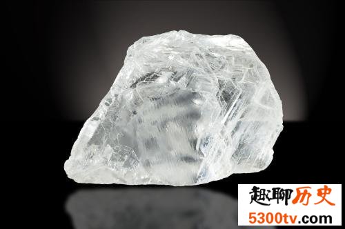 世界上最大的钻石库里南钻石 价值495亿用在了英国皇冠以及权杖