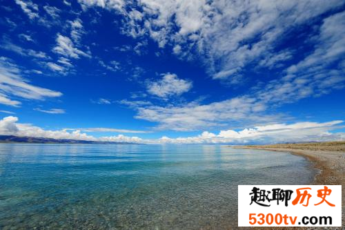 我国面积最大的湖泊，青海湖气候温和非常适合旅游