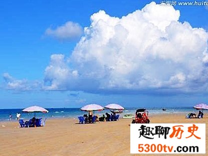 国内十大最受好评海岛排行榜，金色的沙滩是心灵的归宿。