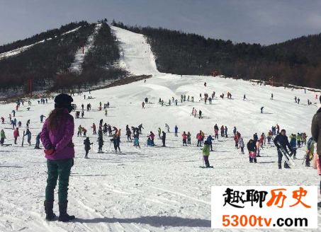 国内十大最佳滑雪胜地盘点，竟有不会发生危险的雪道？